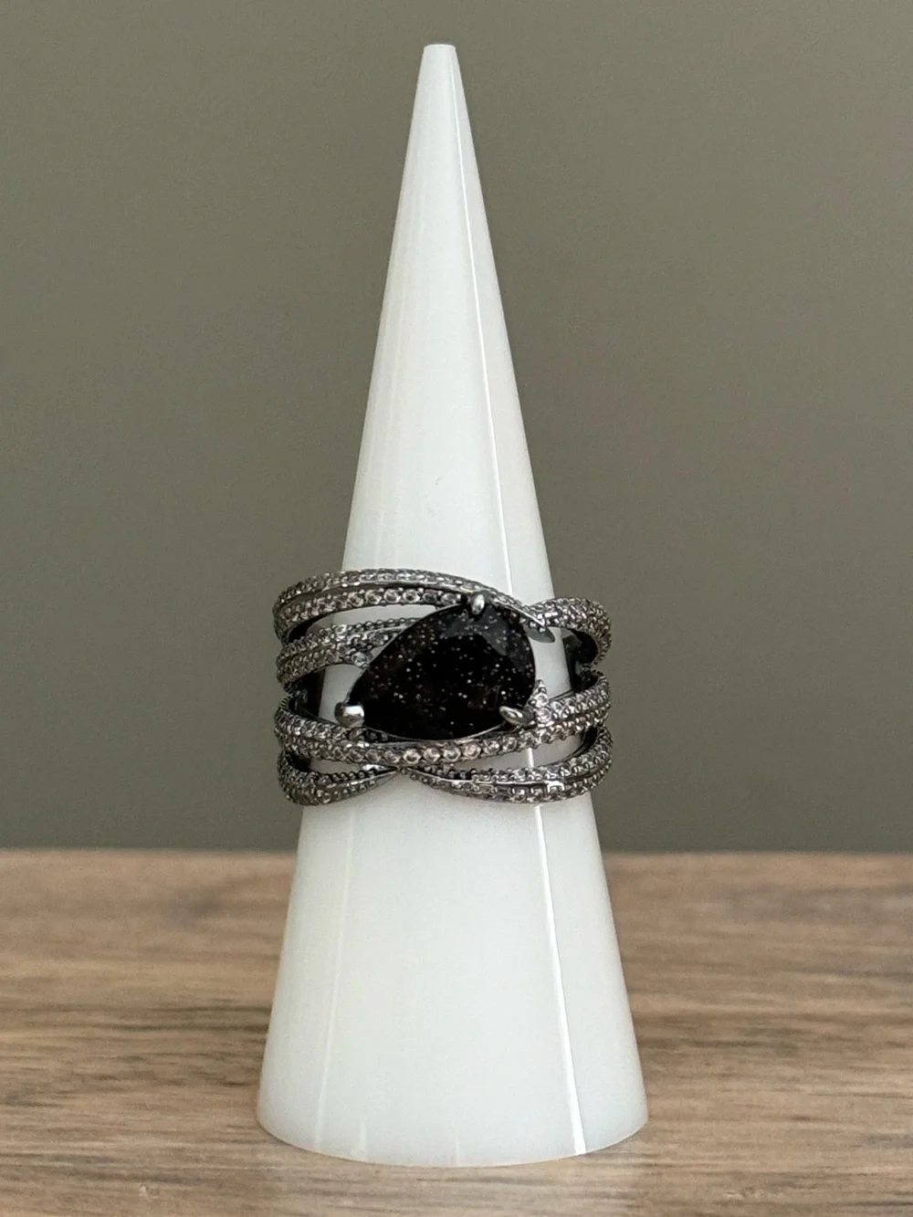 Bomb Party Obsidia Ring “She Bites Back” Size 7. Brand New!